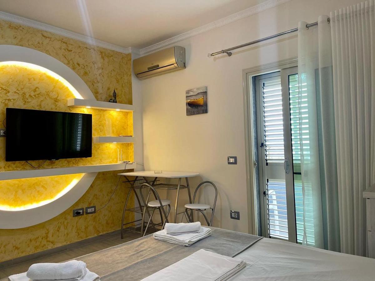 Nando'S Apartment 3 Дуррес Экстерьер фото